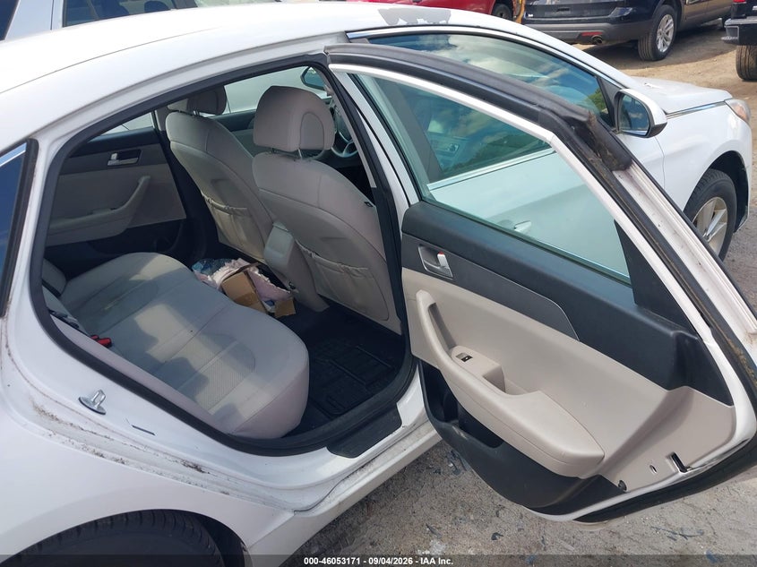 2016 HYUNDAI SONATA auction photo 8