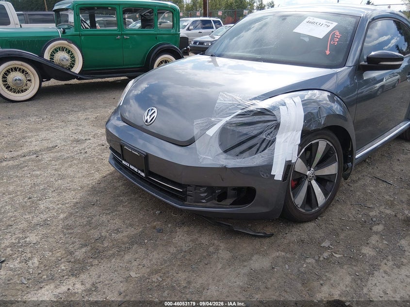 VOLKSWAGEN BEETLE 2012 VIN 3VWVA7AT5CM621642