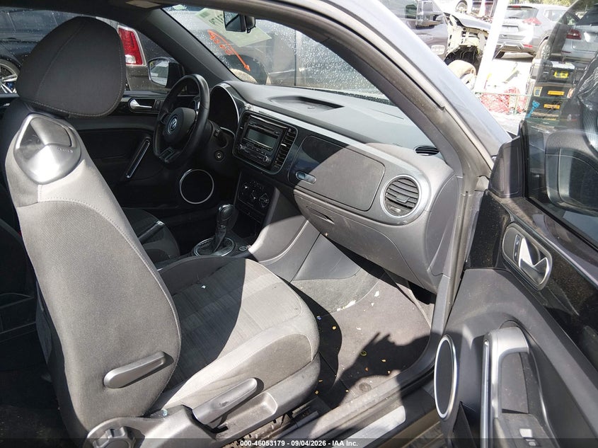 VOLKSWAGEN BEETLE 2012 VIN 3VWVA7AT5CM621642