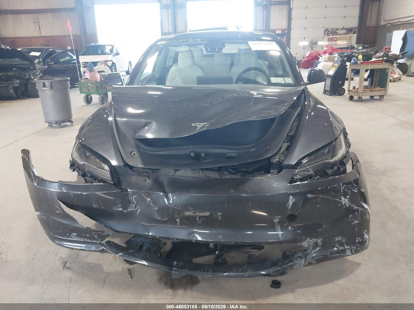 Фото 10 - TESLA MODEL 3