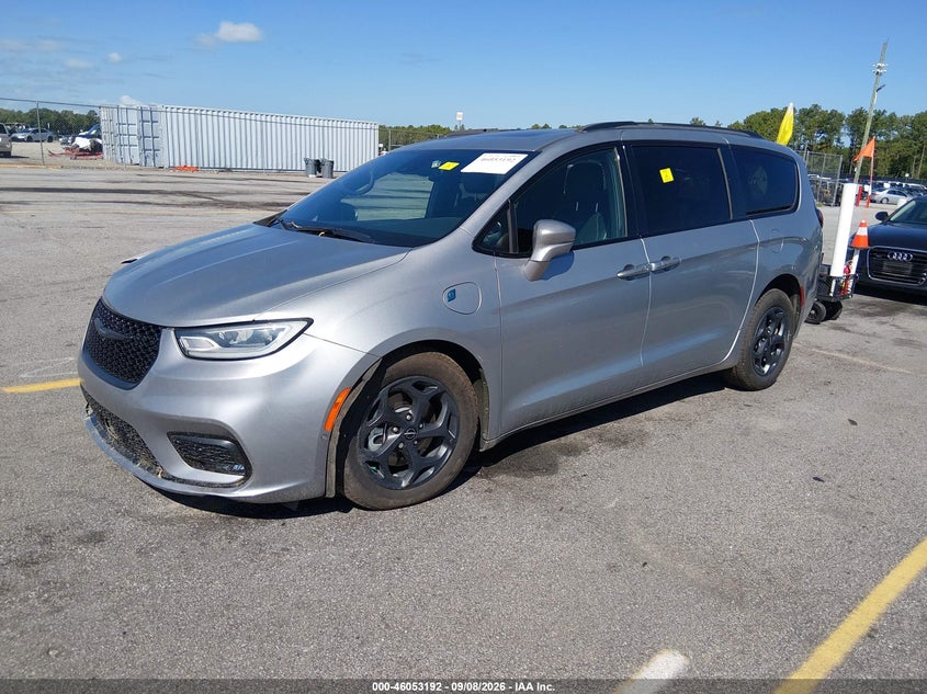 2021 CHRYSLER PACIFICA HYBRID auction photo 2