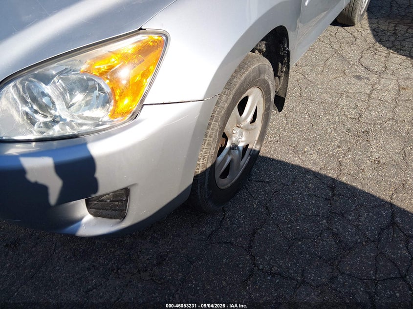 2012 TOYOTA RAV4 auction photo 6