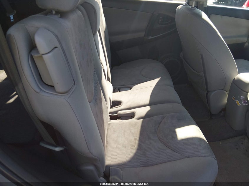 2012 TOYOTA RAV4 auction photo 8