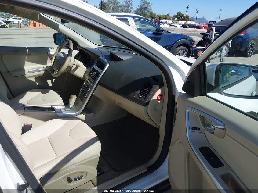 VOLVO XC60 2010 VIN YV4960DL2A2064067