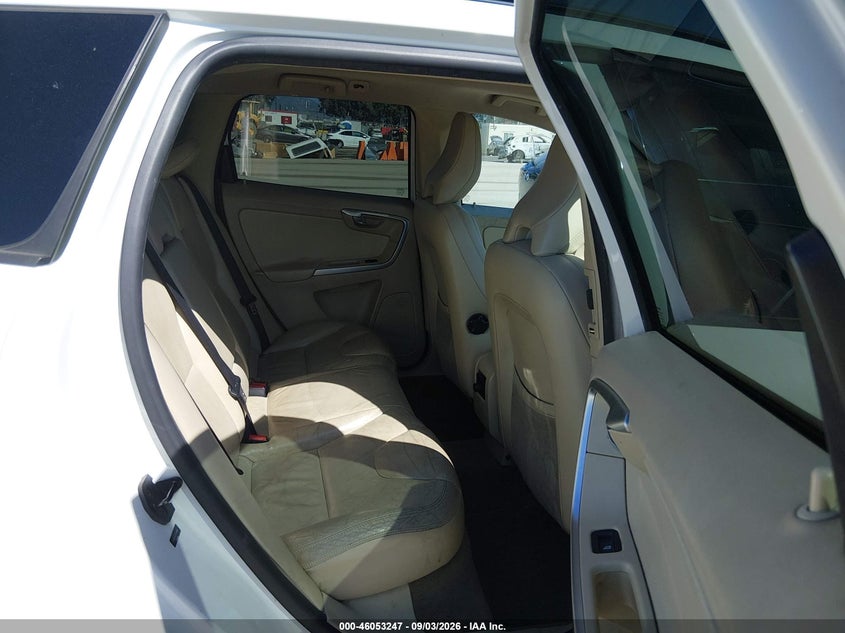 VOLVO XC60 2010 VIN YV4960DL2A2064067