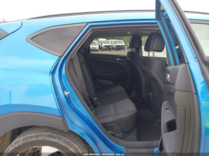 2018 HYUNDAI TUCSON auction photo 8