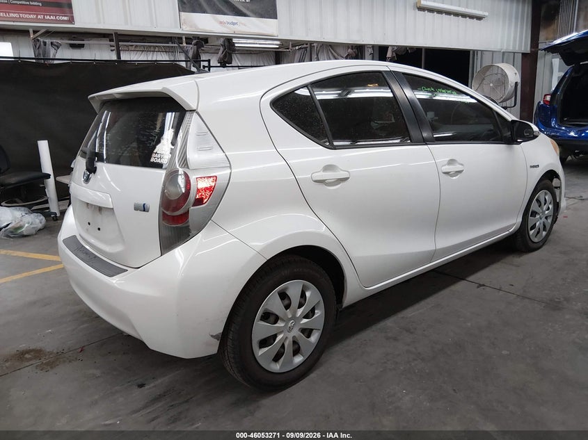 Vin: jtdkdtb36d1555105, lot: 46552792, toyota prius c one 20134