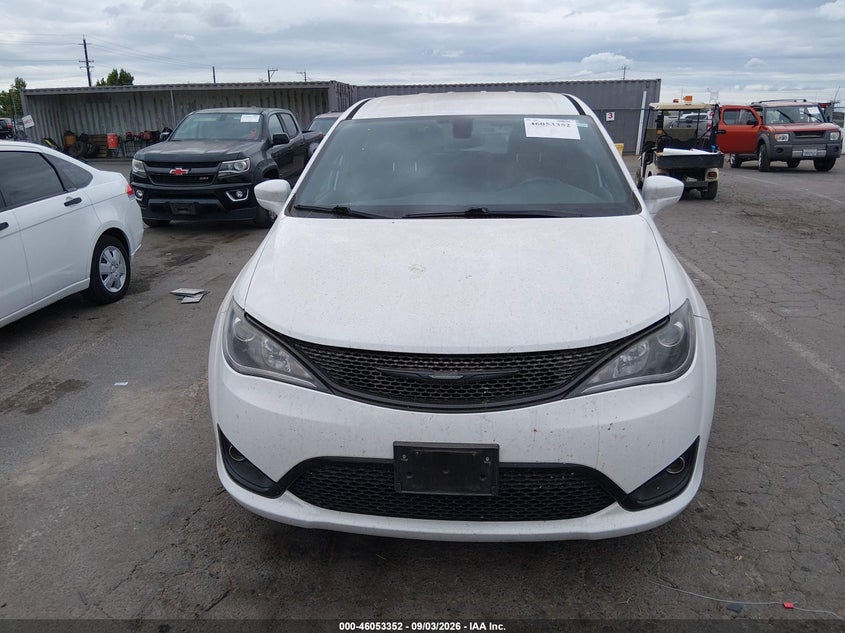 CHRYSLER PACIFICA - zdjęcie 13
