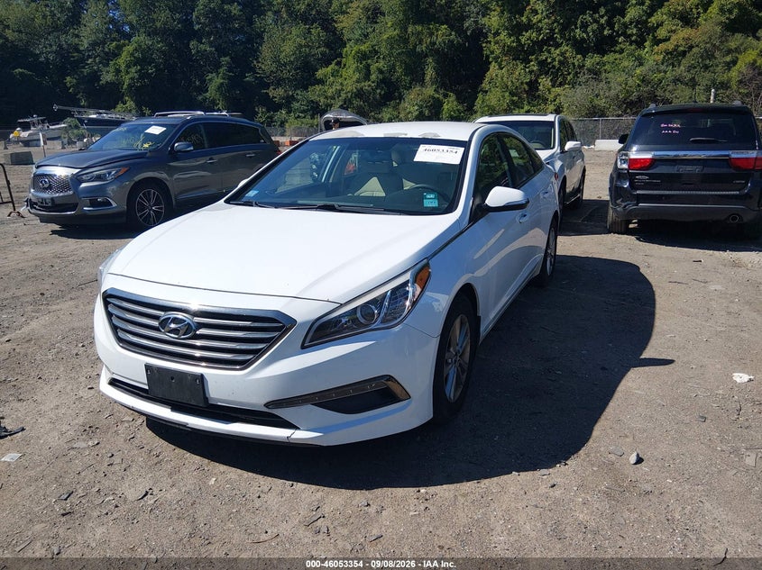 2016 HYUNDAI SONATA auction photo 2