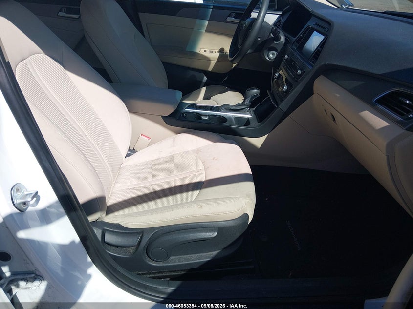 2016 HYUNDAI SONATA auction photo 5