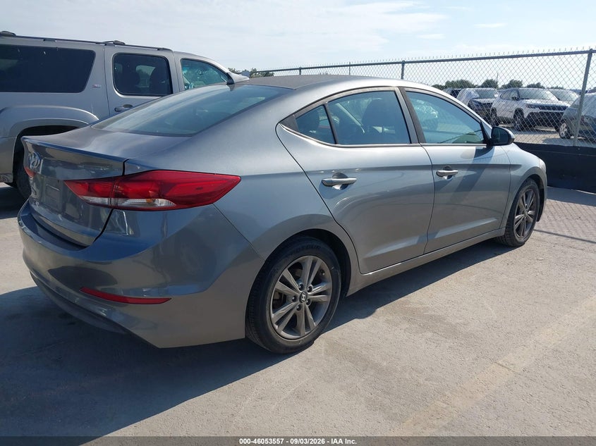 2018 HYUNDAI ELANTRA auction photo 4