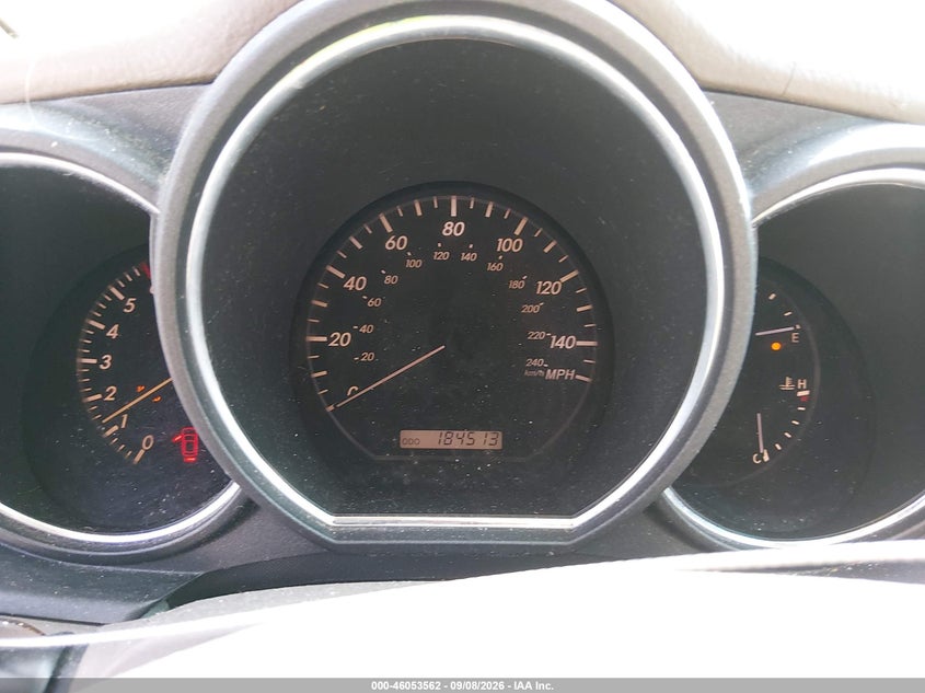 2004 LEXUS RX 330 auction photo 7