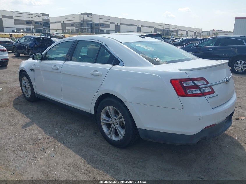 FORD TAURUS 2013 VIN 1FAHP2E82DG221000