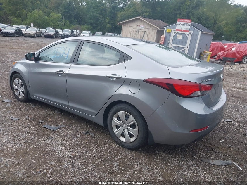 2016 HYUNDAI ELANTRA auction photo 3