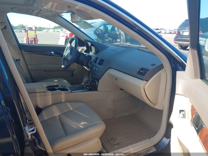 2011 MERCEDES-BENZ C 300 auction photo 5