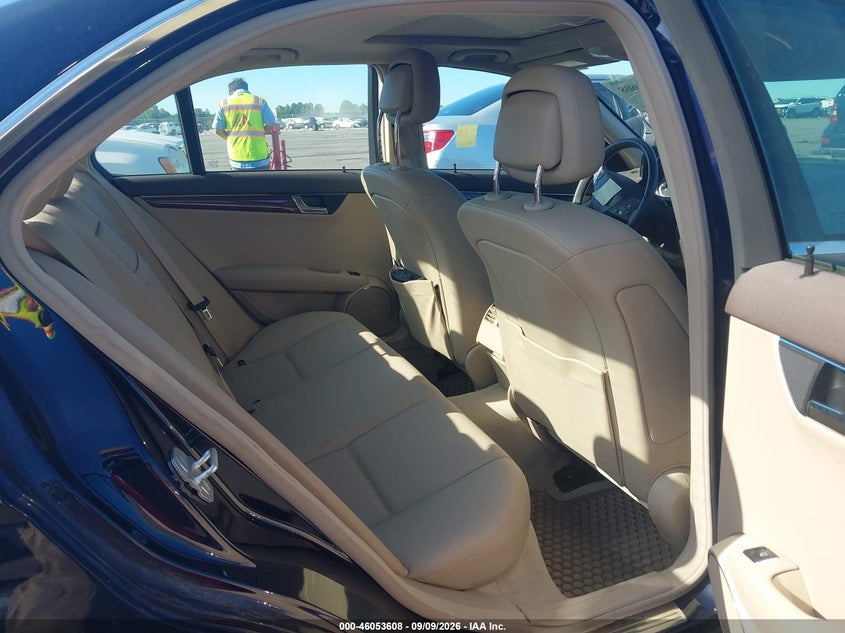 2011 MERCEDES-BENZ C 300 auction photo 8