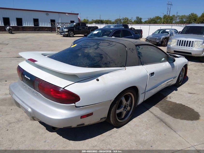1995 PONTIAC FIREBIRD auction photo 4