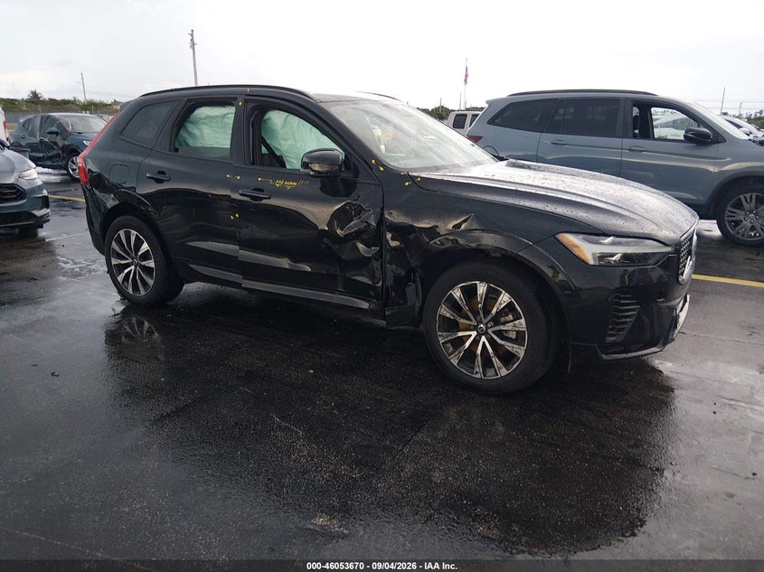 2024 VOLVO XC60 B5 CORE DARK THEME