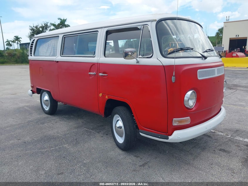 1970 VOLKSWAGEN BUS auction photo 1