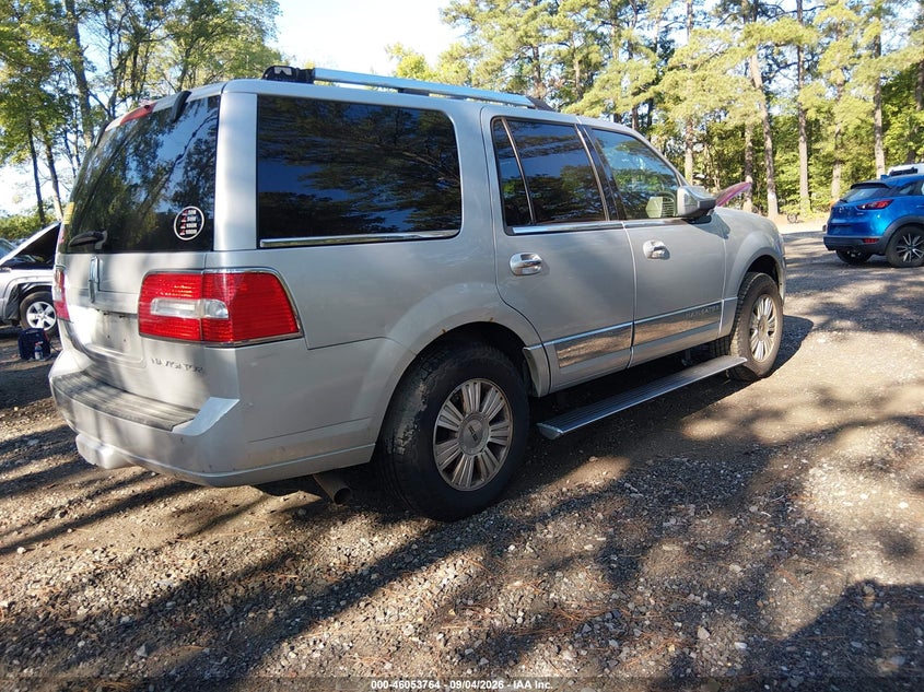 2014 LINCOLN NAVIGATOR auction photo 4
