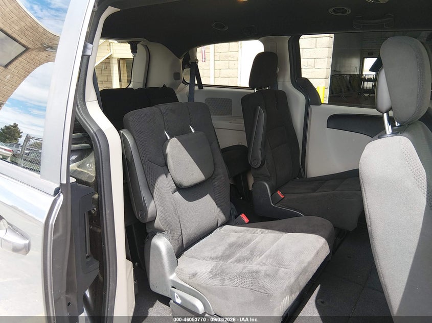 2016 DODGE GRAND CARAVAN auction photo 8