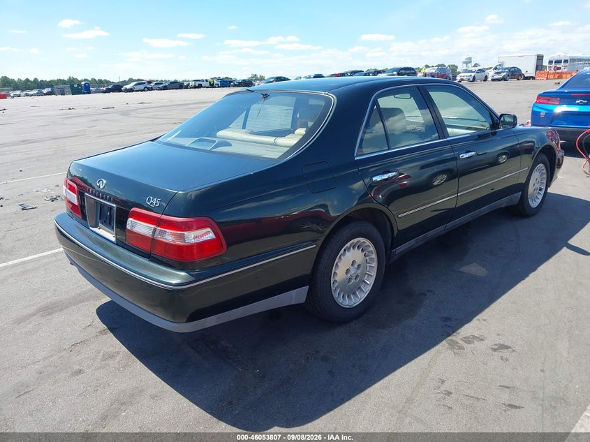 1997 INFINITI Q45 auction photo 4
