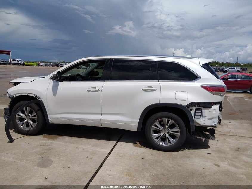 TOYOTA HIGHLANDER - zdjęcie 15