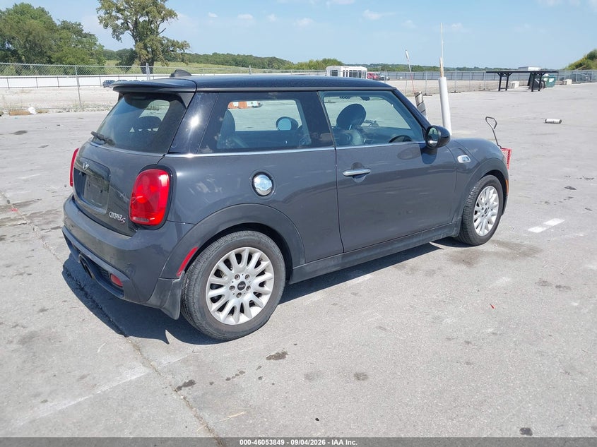MINI HARDTOP 2015 VIN WMWXP7C55F2A61125