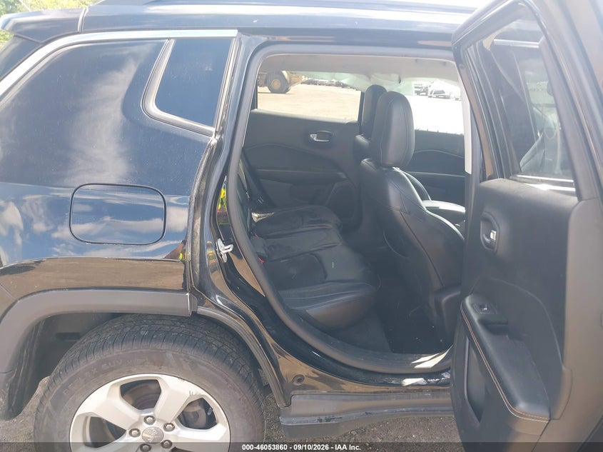 JEEP COMPASS 2018 VIN 3C4NJDBB6JT114775