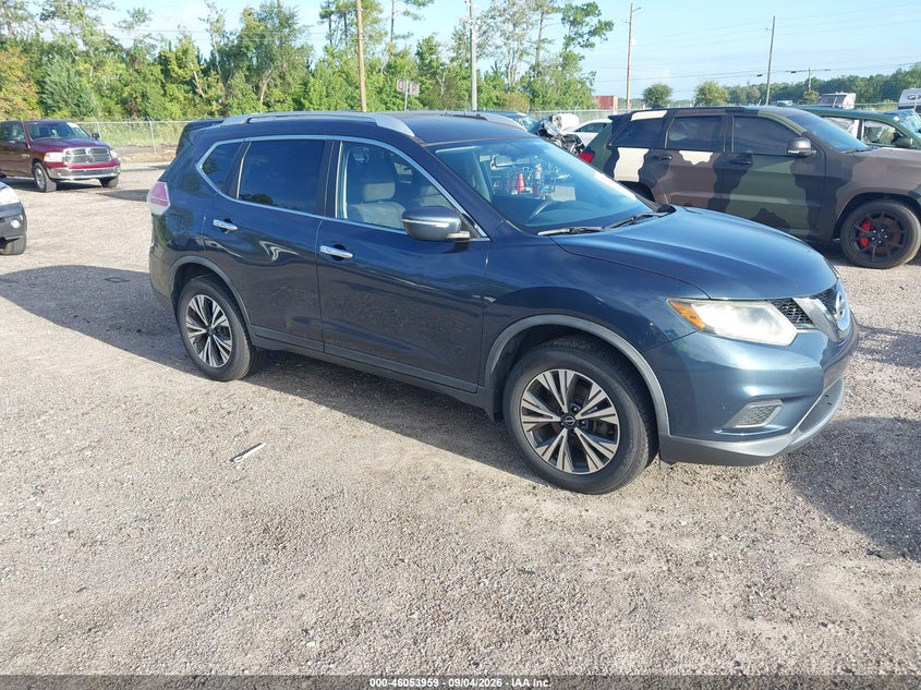 2015 NISSAN ROGUE auction photo 1