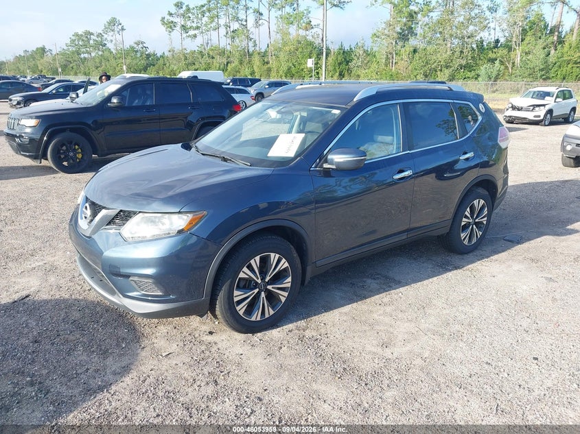 2015 NISSAN ROGUE auction photo 2