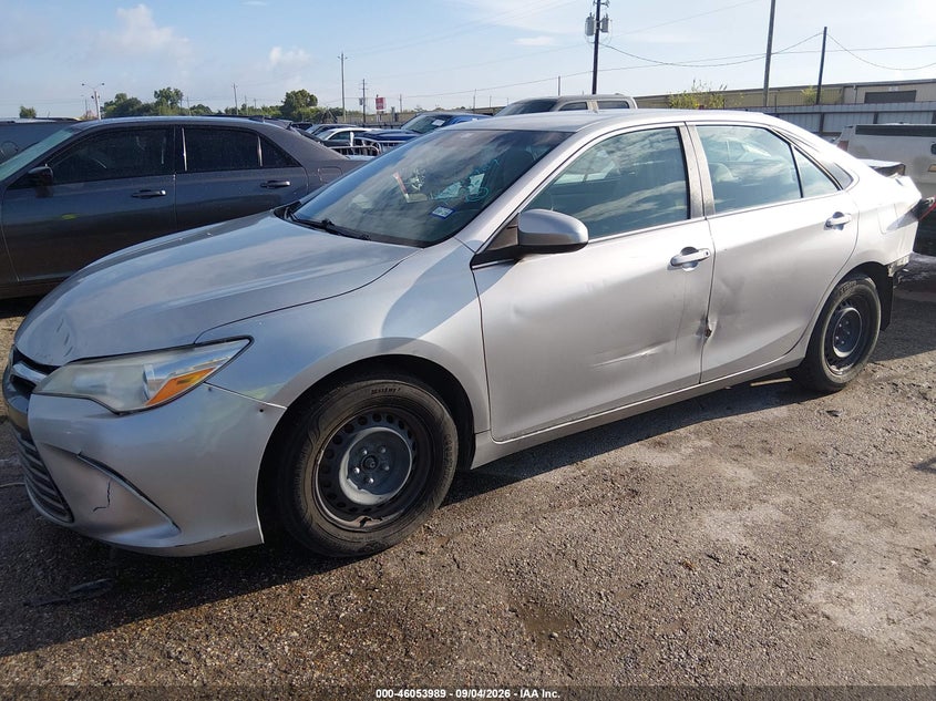 2016 TOYOTA CAMRY auction photo 2