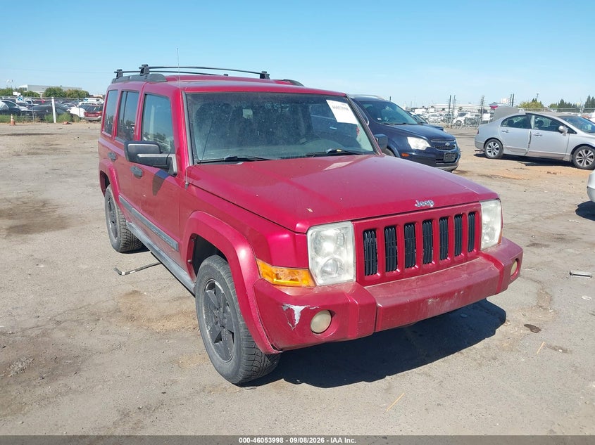 2006 JEEP COMMANDER — zdjęcie z aukcji
