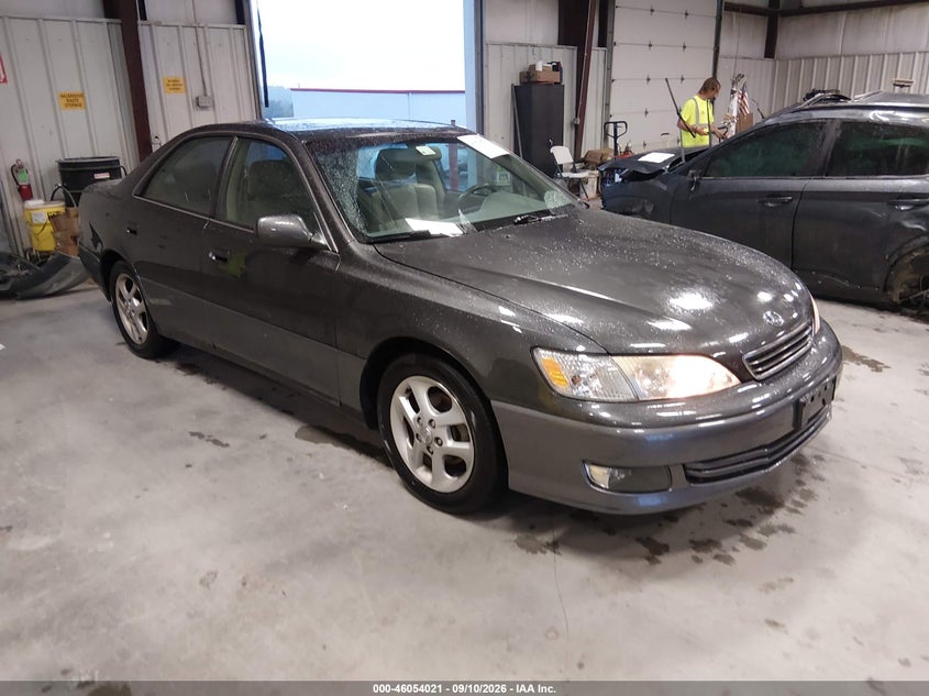 2000 LEXUS ES 300 auction photo 1