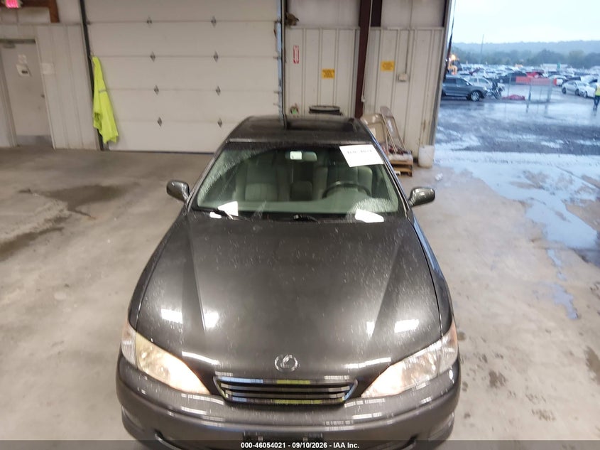 2000 LEXUS ES 300 auction photo 6