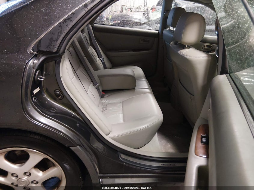 2000 LEXUS ES 300 auction photo 8