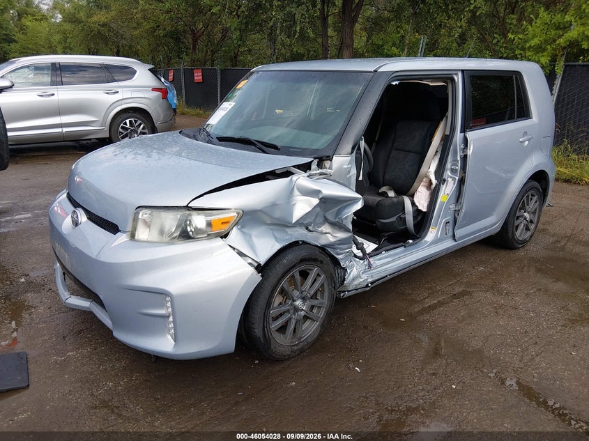 Vin: jtlze4fe0dj040411, lot: 46553549, scion xb 10 series 20132