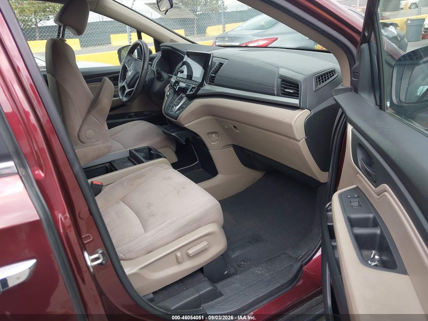 2019 HONDA ODYSSEY auction photo 5