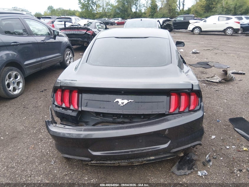 FORD MUSTANG - zdjęcie 16