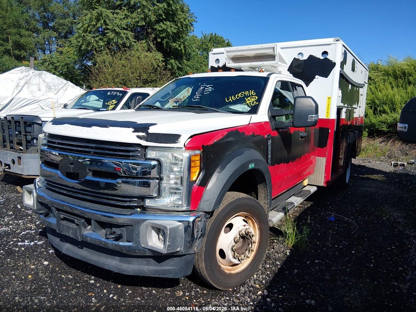 2017 Ford F550, Обычный износ, IAAI, VIN 1FD0X5HT2HED81058 — фото 2