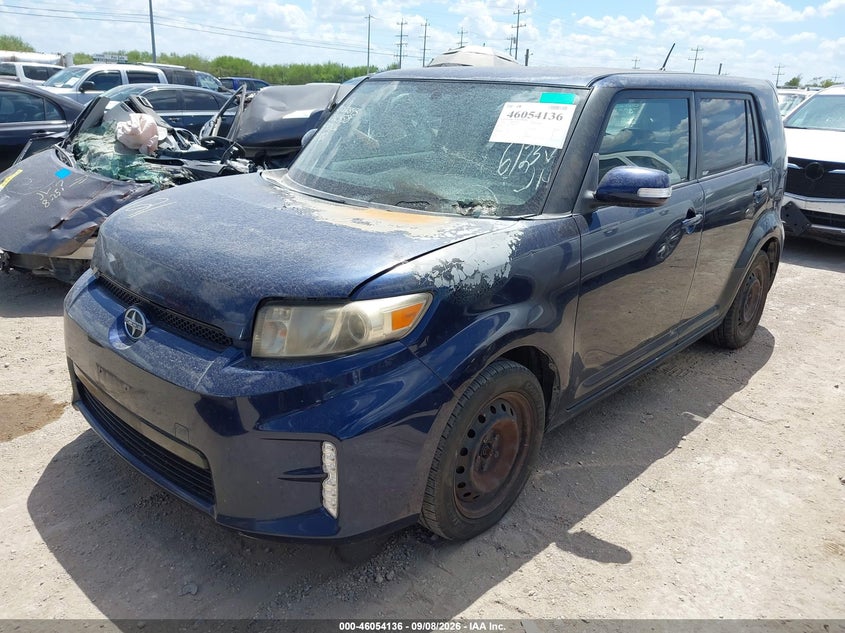 Vin: jtlze4fe0ej052558, lot: 46553657, scion xb 20142