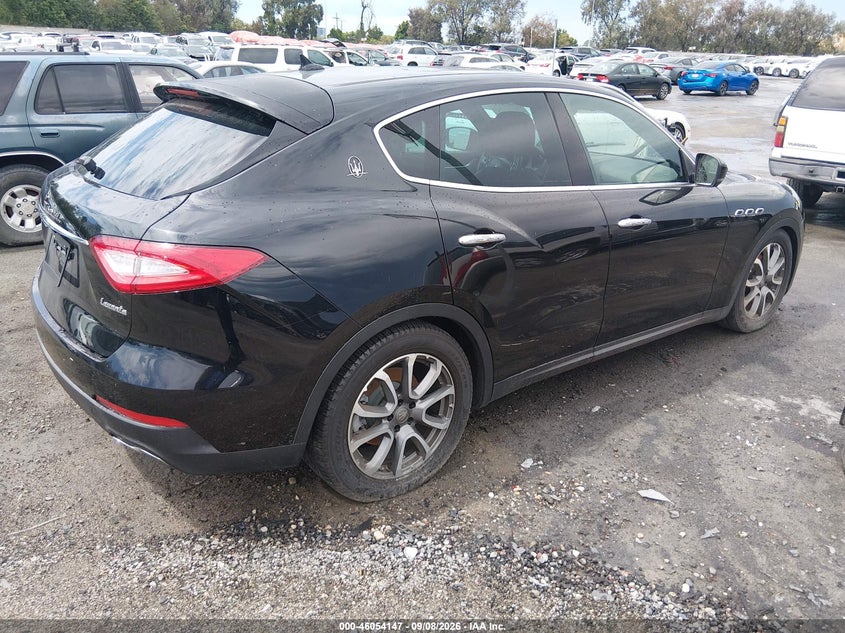 MASERATI LEVANTE 2017 VIN ZN661XUA4HX233433