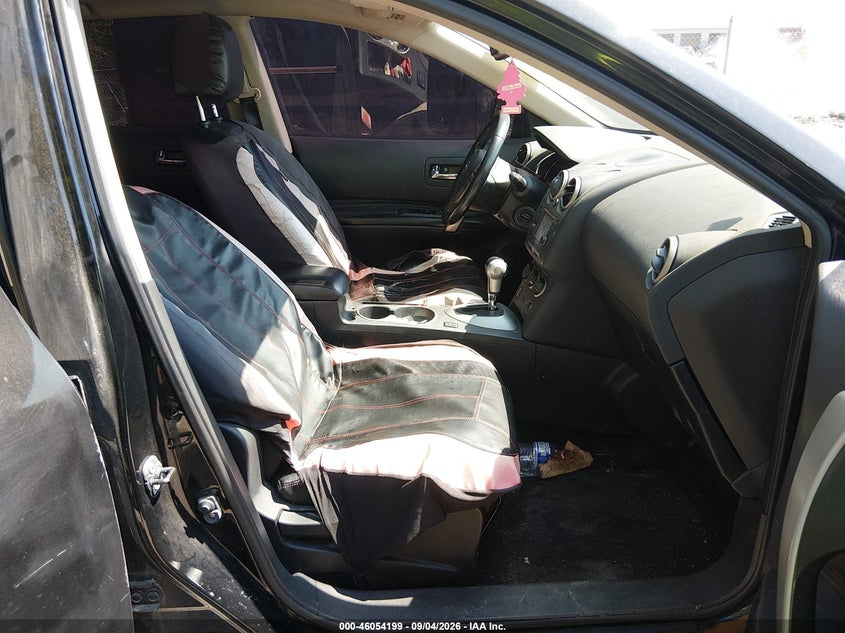 2011 NISSAN ROGUE auction photo 5