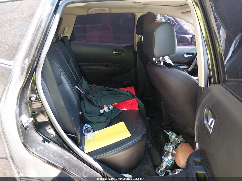 2011 NISSAN ROGUE auction photo 8