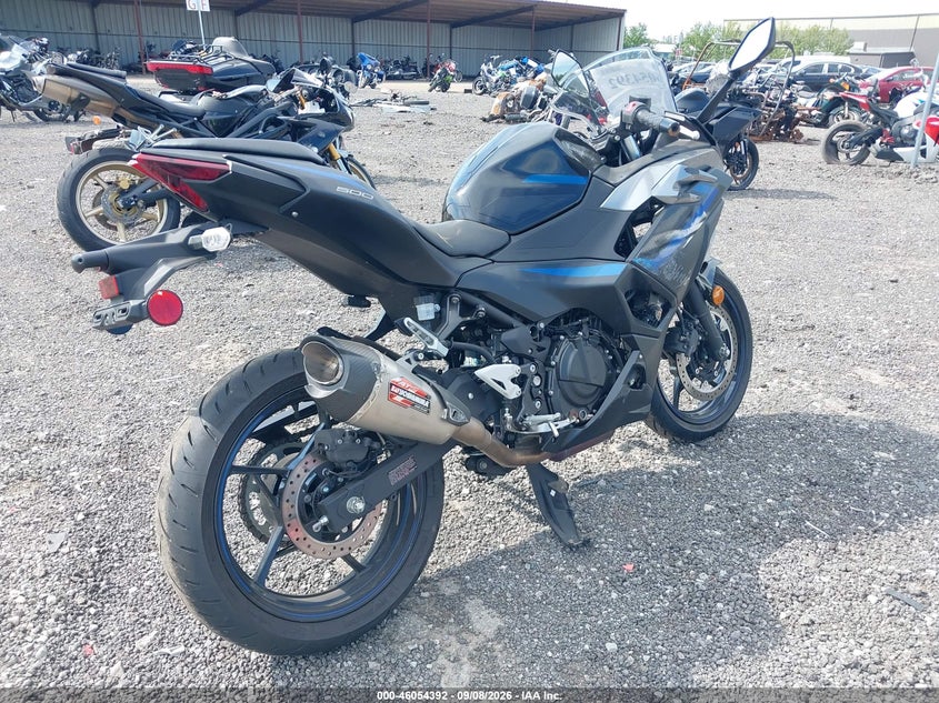 KAWASAKI EX500 2025