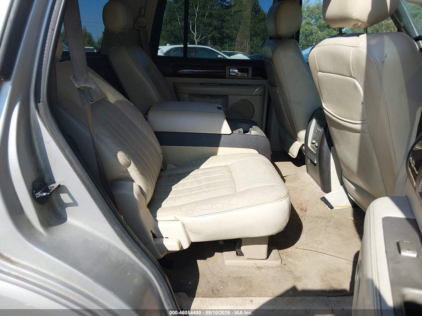 2003 LINCOLN NAVIGATOR auction photo 8
