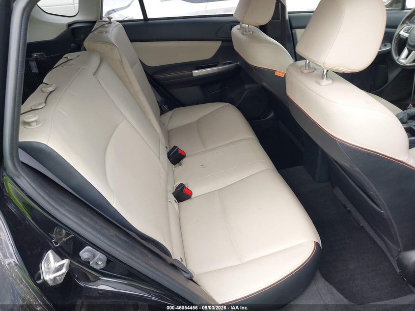 2016 SUBARU CROSSTREK auction photo 8