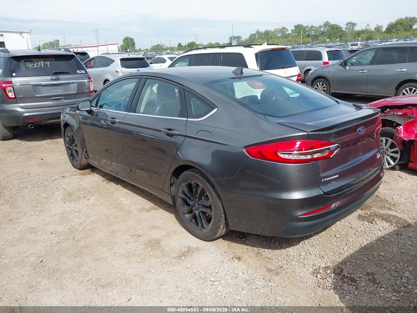 2019 FORD FUSION auction photo 3