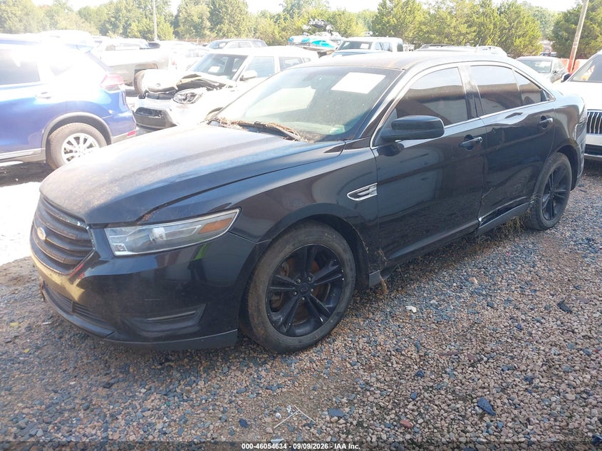 2013 FORD TAURUS auction photo 2