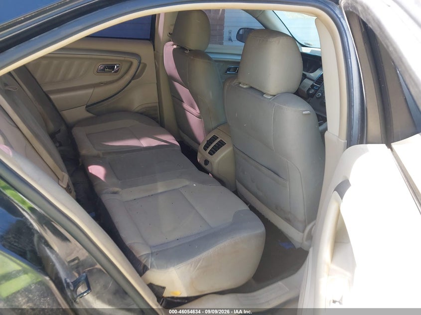 2013 FORD TAURUS auction photo 8